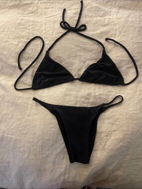 SET Active Black Triangle String Bikini